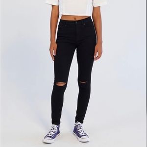 Black Distressed Jeans